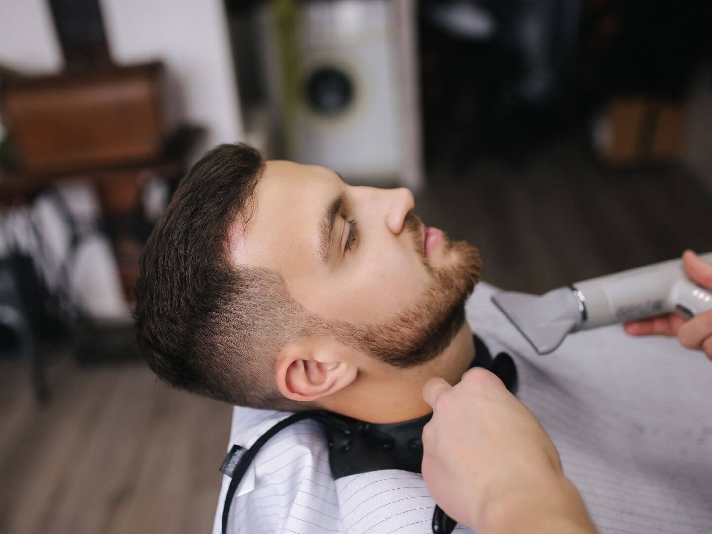 10 peluqueria-lancha-caballeros-cortes-color-tratamientos-capilares-profesional-sevilla